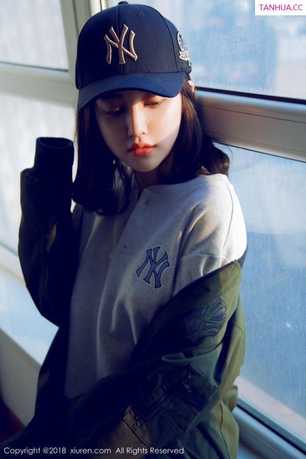 但甲子 丹妮酱也是但老师 模特丹妮Dannyy 运动滑板浴室湿身第15张图片